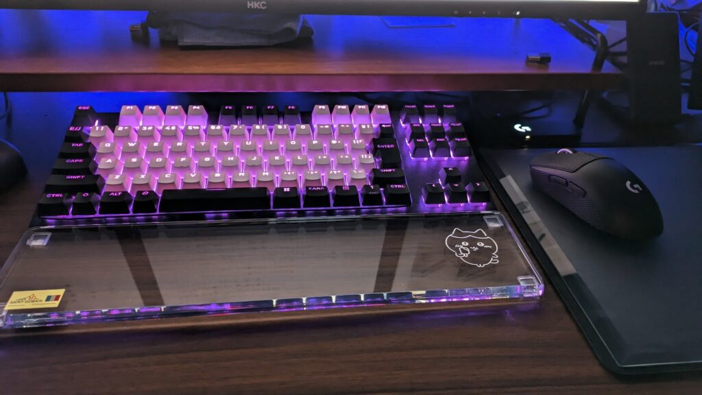 TKLサイズキーボードのREALFORCE GX1